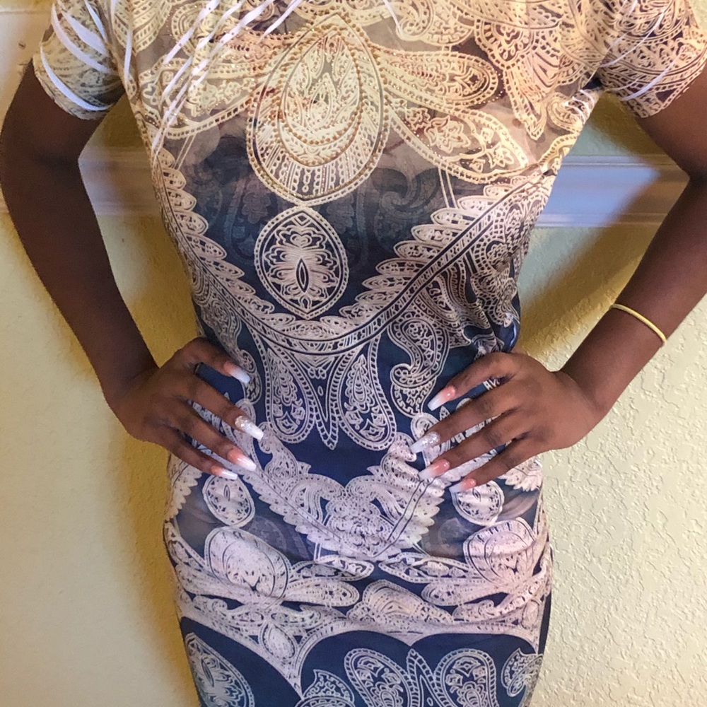 MOSIAC BODYGLOVE DRESS - Picture 4 of 8